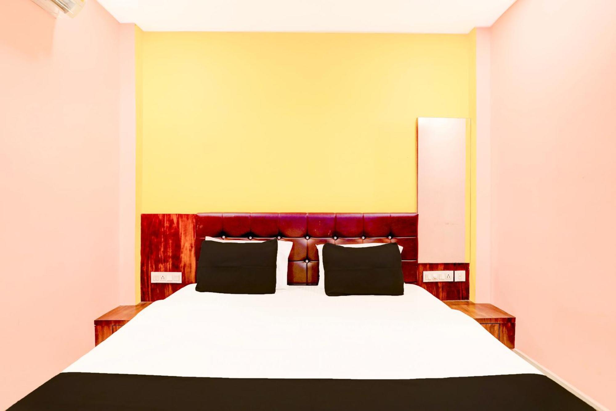 Hotel O Jagdish Palace Purî Extérieur photo